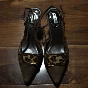 Alfani lepord closed toe shoes